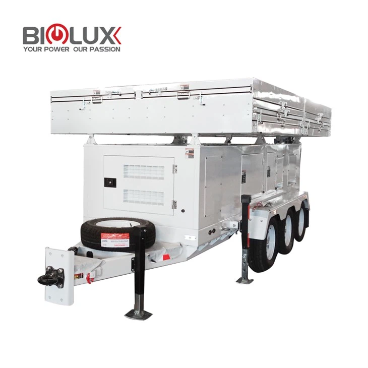 Hitech hibrid hidraulikus napelemes pótkocsi fénytorony